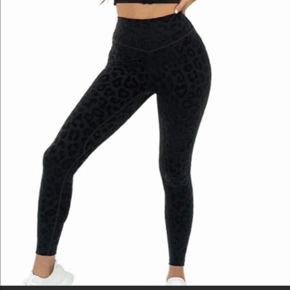 NWT Balance Athletica panther legging - Picture 2 of 3